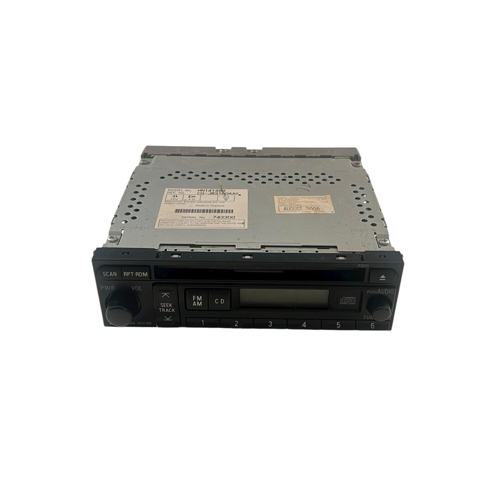 Mitsubishi Motors Car Stereo AM/FM/CD Player MN141489 OEM UNTESTED, AS-IS‎ PARTS